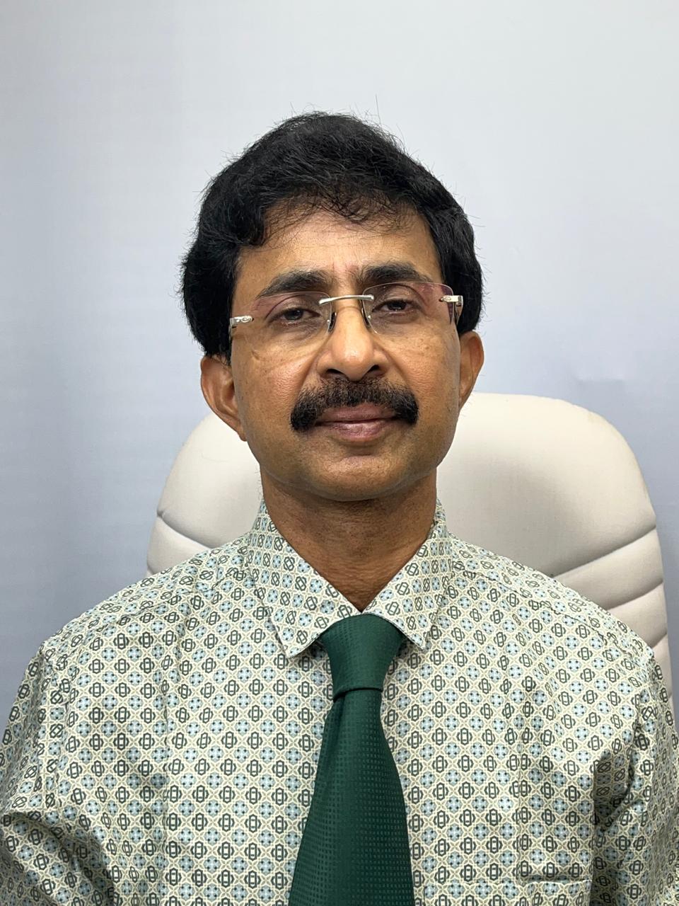 Dr. Sathish Ponnumuthu, DRSSC, SMALL BOWEL PROCEDURES, Laparoscopic Meckel’s diverticulectomy